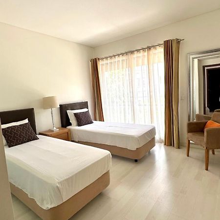 Cavalo Preto Beach Resort Quarteira Luaran gambar