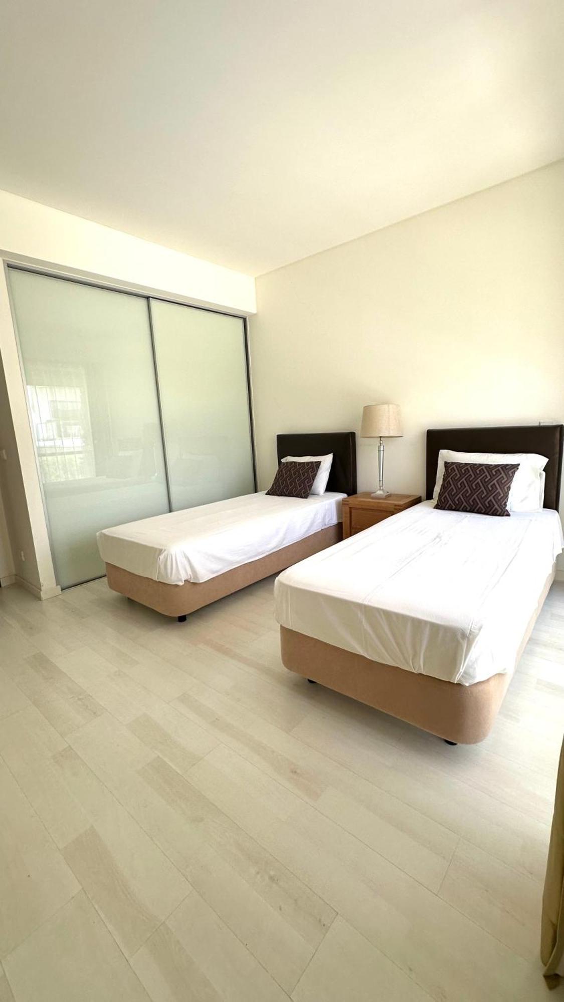 Cavalo Preto Beach Resort Quarteira Luaran gambar